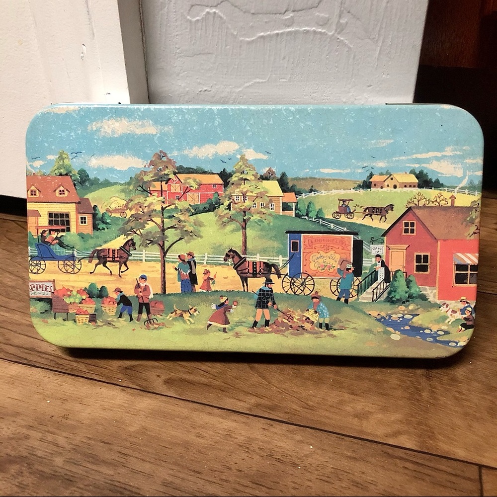 Vintage 1983 Tin Box
